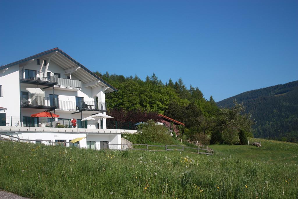 Ferienwohnungen Neukirchen Neukirchen am Teisenberg Exterior photo